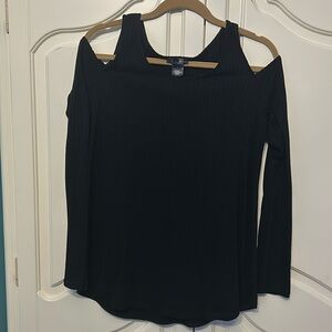 Aqua Cold Shoulder Long Sleeve Black Top Size L